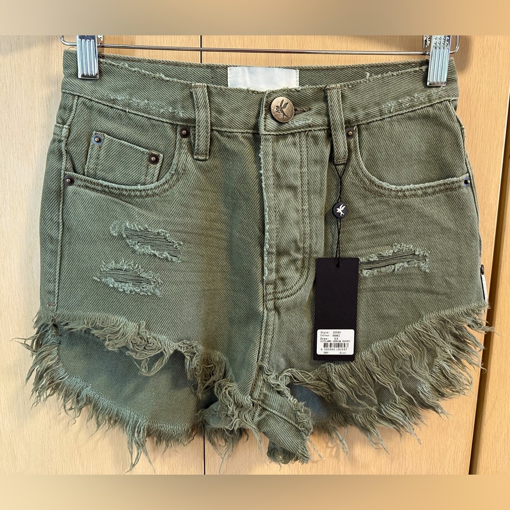 One Teaspoon Outlaws Denim Raw Hem Hi-Low Shorts - NWT